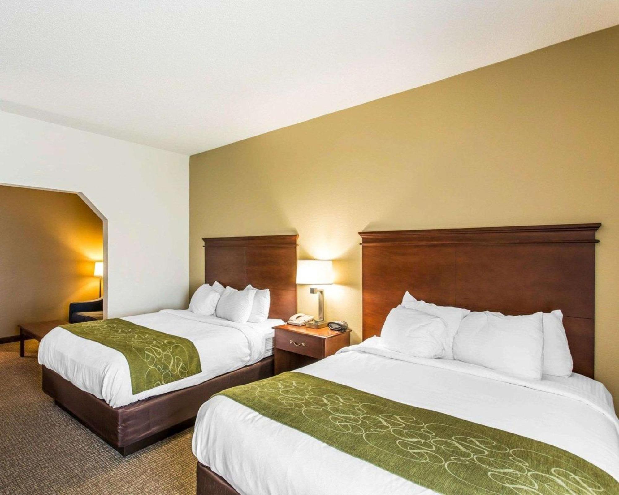 Comfort Suites Куквілл Екстер'єр фото