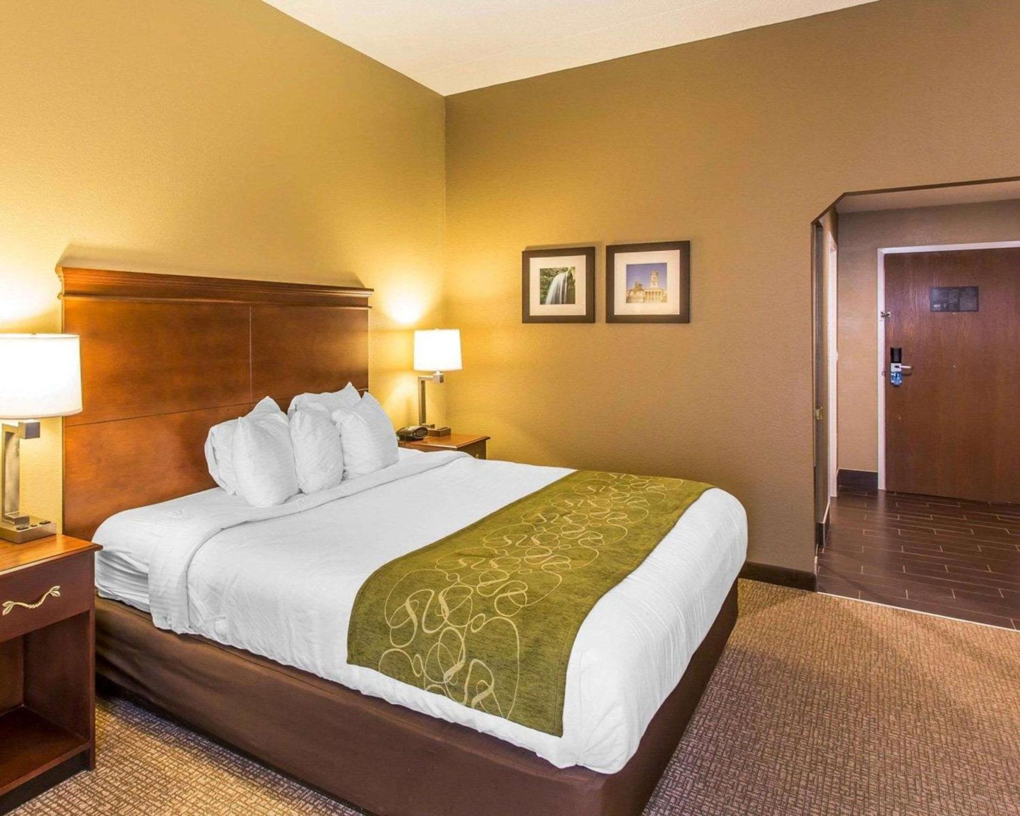 Comfort Suites Куквілл Екстер'єр фото