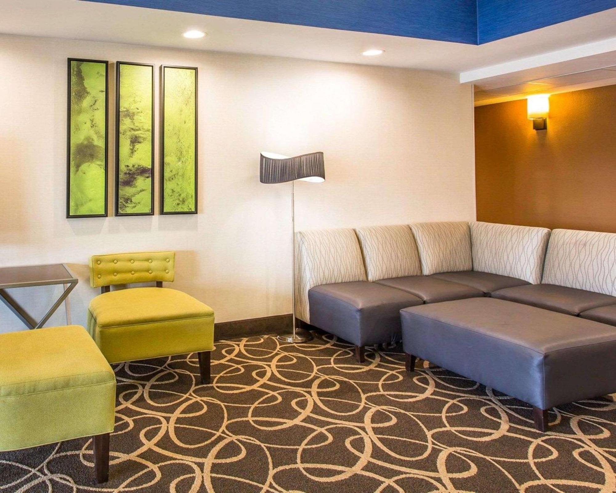 Comfort Suites Куквілл Екстер'єр фото