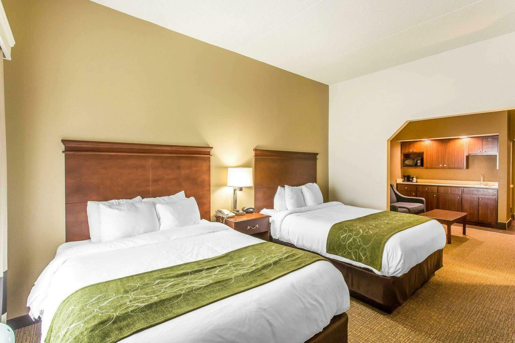 Comfort Suites Куквілл Екстер'єр фото
